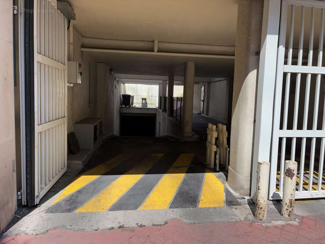 Parking 13 m² à Levallois-Perret  - photo 6