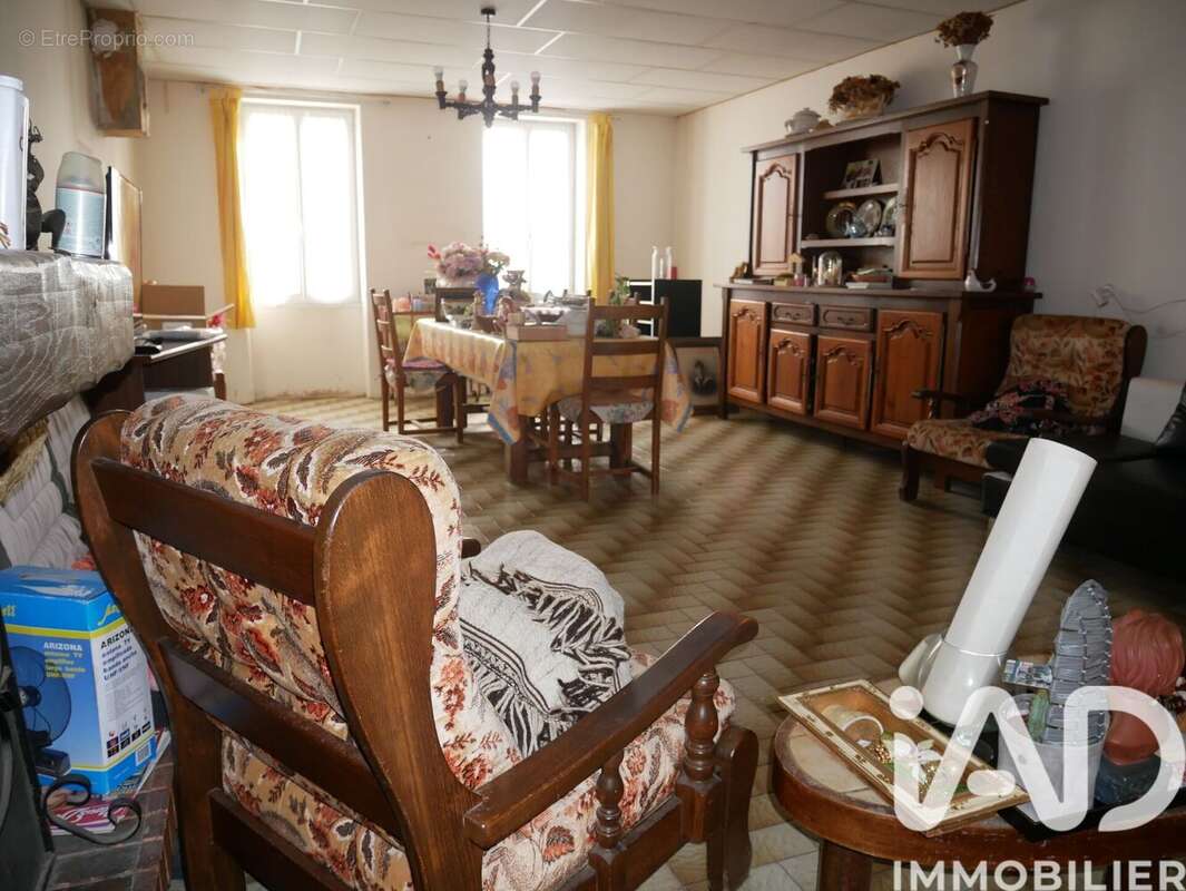 Photo 2 - Maison à ROCHEFORT