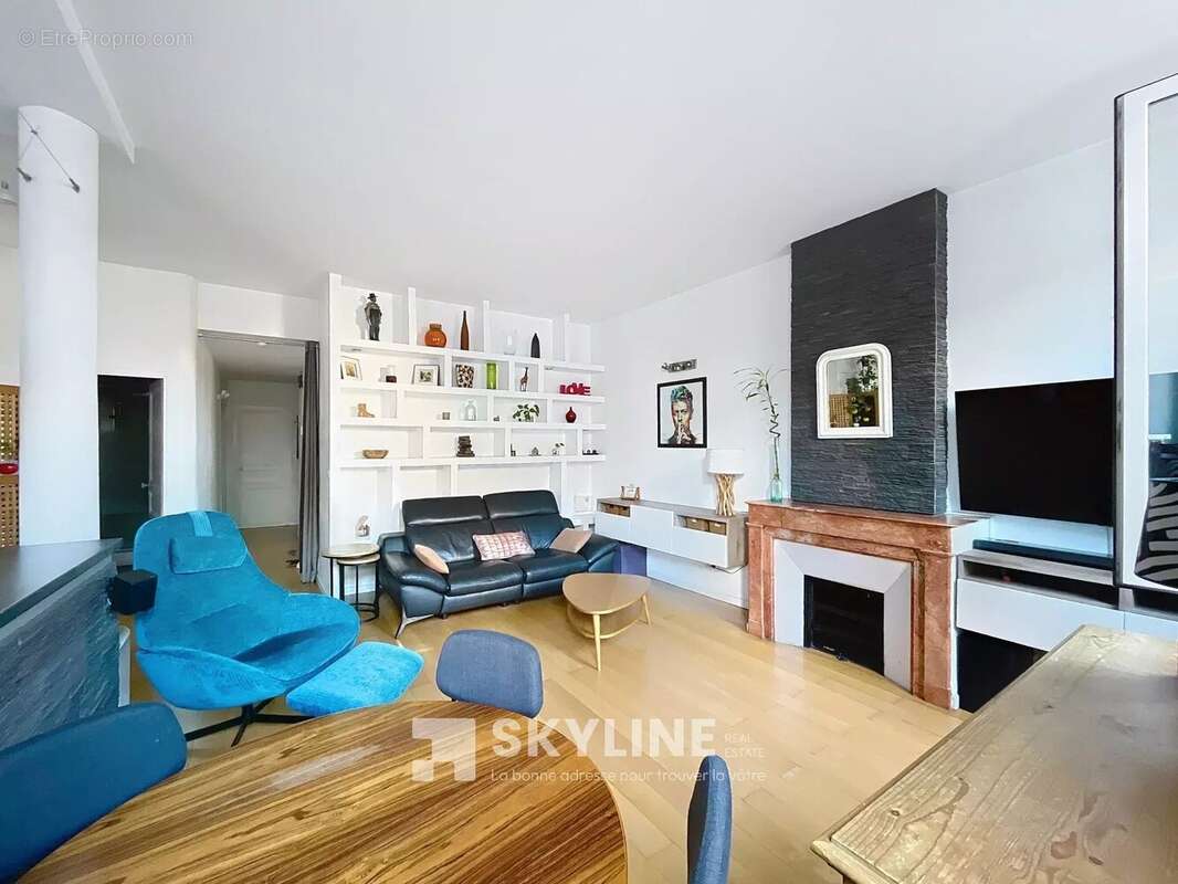 Appartement à MARSEILLE-4E