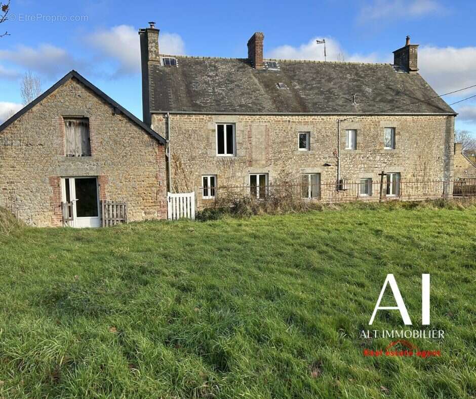 Maison à PONT-D'OUILLY