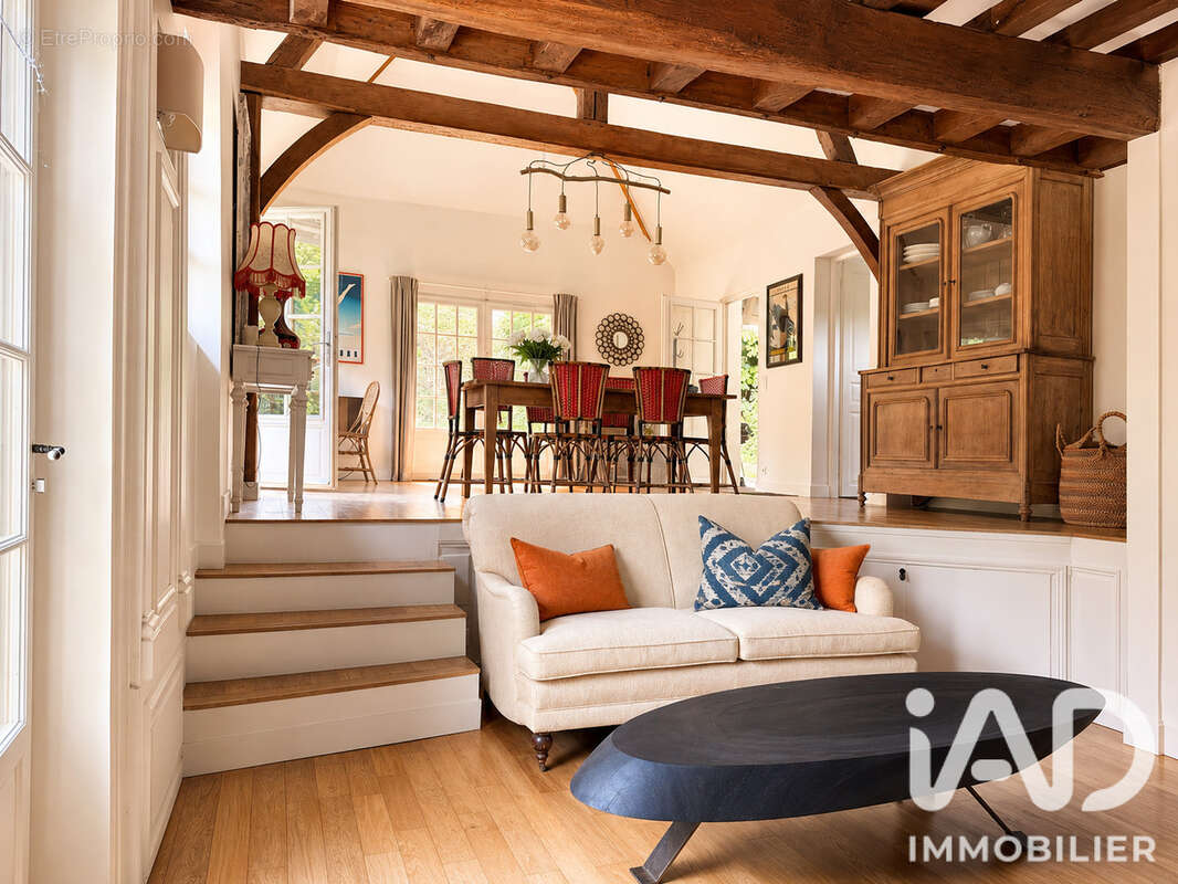 Maison 114 m² à Fatouville-Grestain  - photo 4