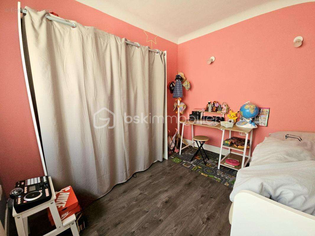 Maison à SIN-LE-NOBLE