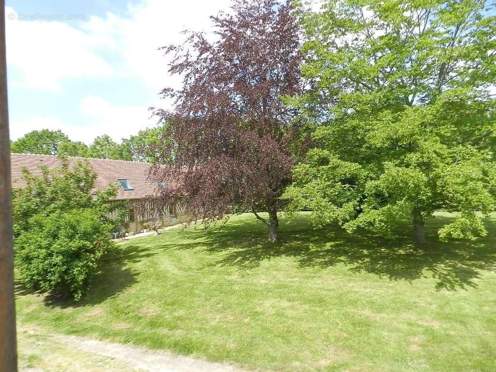 Maison à SAINT-PIERRE-SUR-DIVES