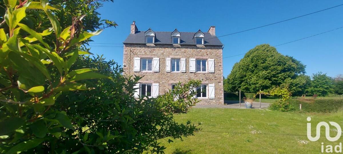 Photo 1 - Maison à LAMBALLE