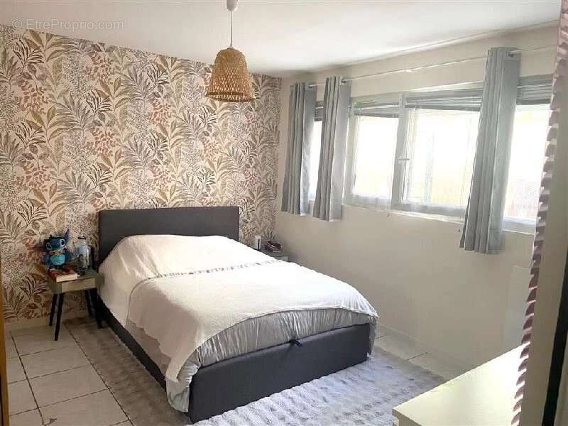 Appartement à EPINAY-SUR-ORGE