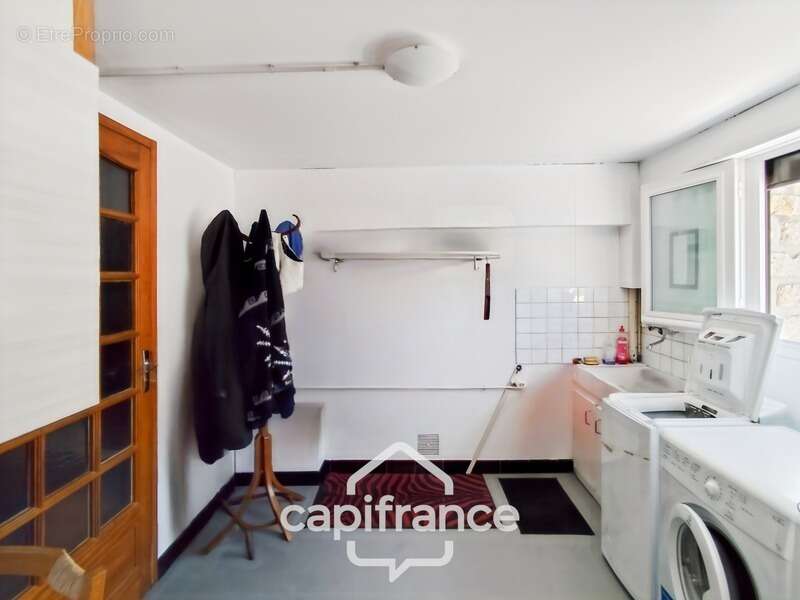 Maison à vendre 5 pièces BESSE SUR BRAYE (72)  -  Terrain 527 m²  - - photo 17