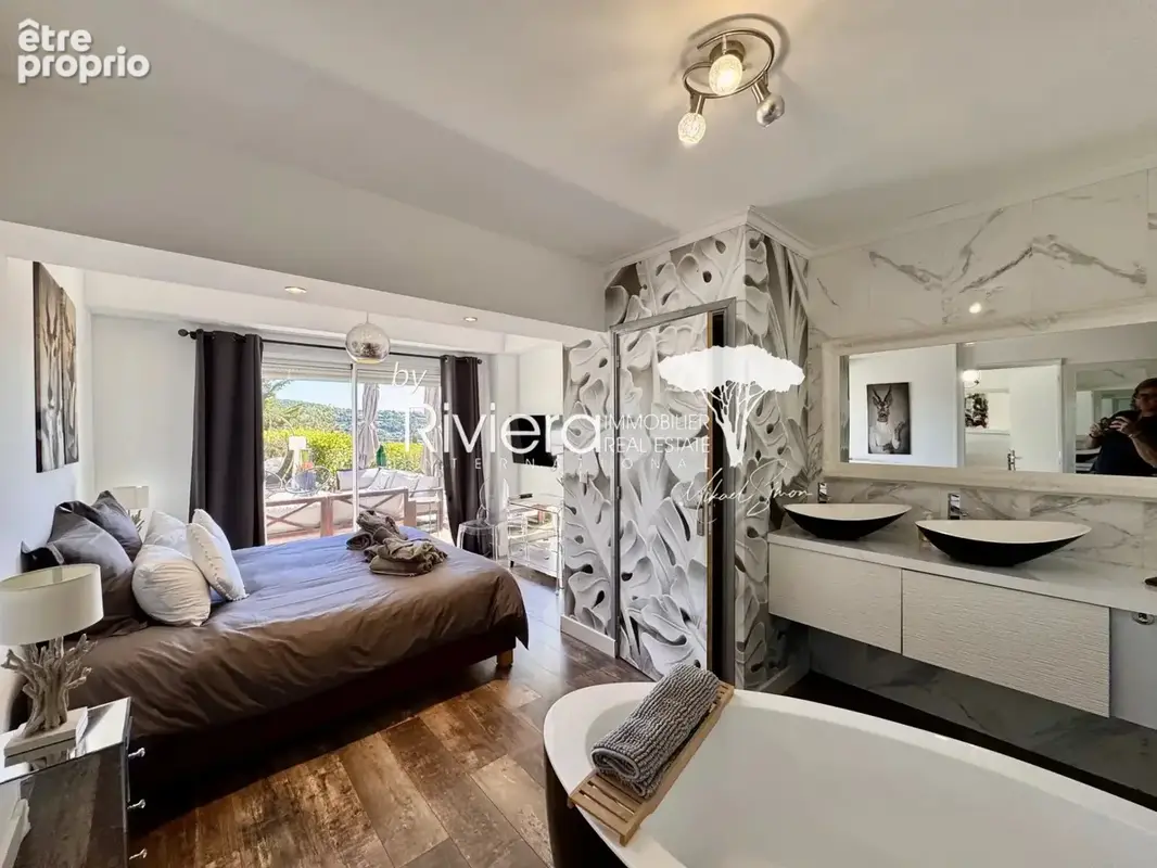 CAVALAIRE - Superbe villa contemporaine  - 5 chambres - bell - photo 16
