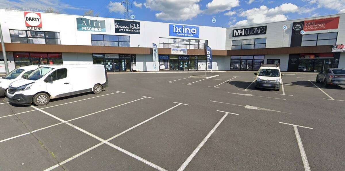 Commerce à LE PUY-EN-VELAY