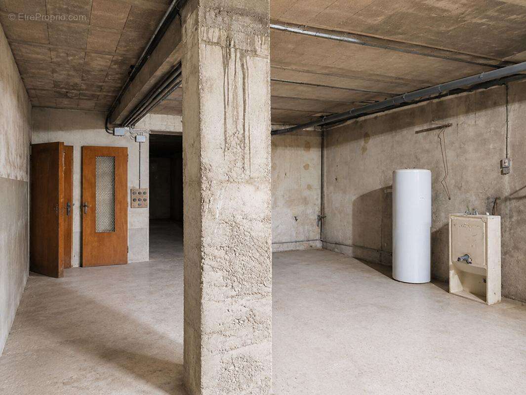 Maison de village, comprenant 1 appartement et 1 studio - photo 15