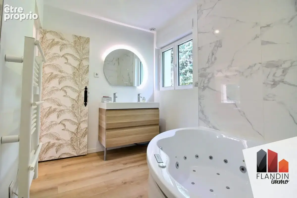 Maison 135 m² à Vernaison  - photo 4