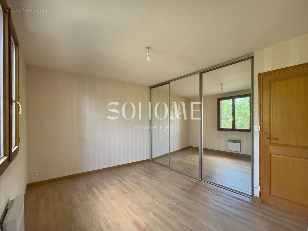 À vendre - saint brice courcelles - maison - 3 chambres - plain pied - garage - photo 8