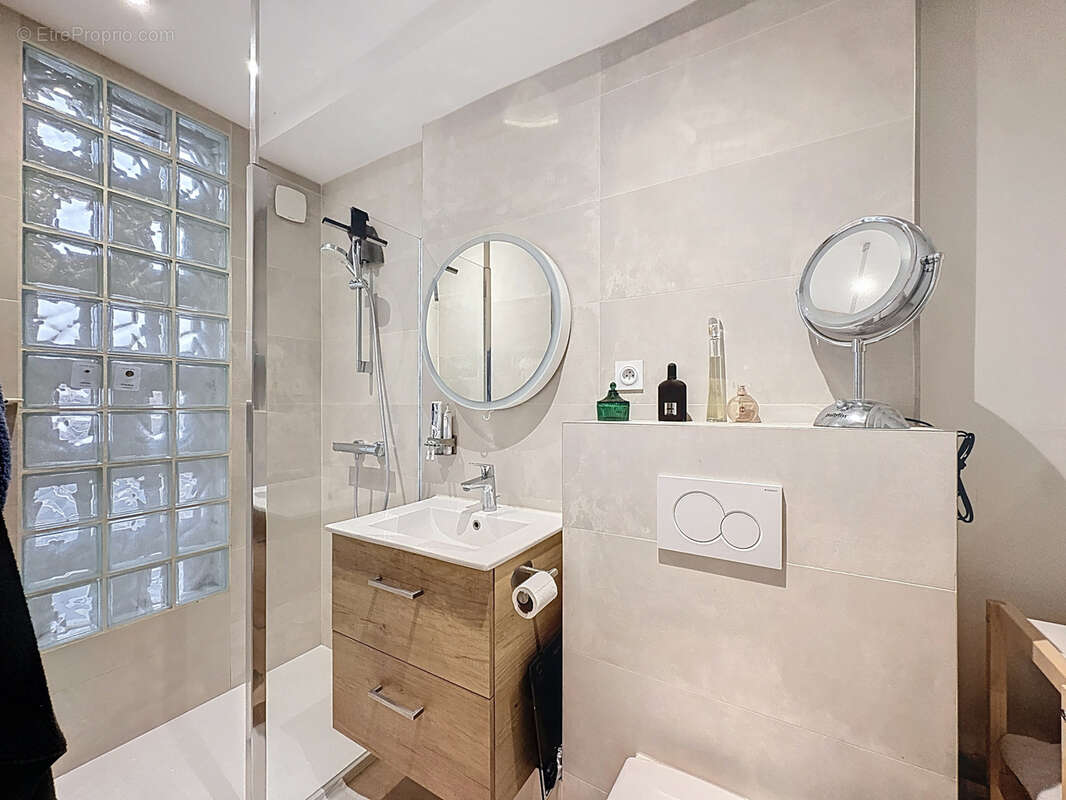 Appartement à LYON-8E