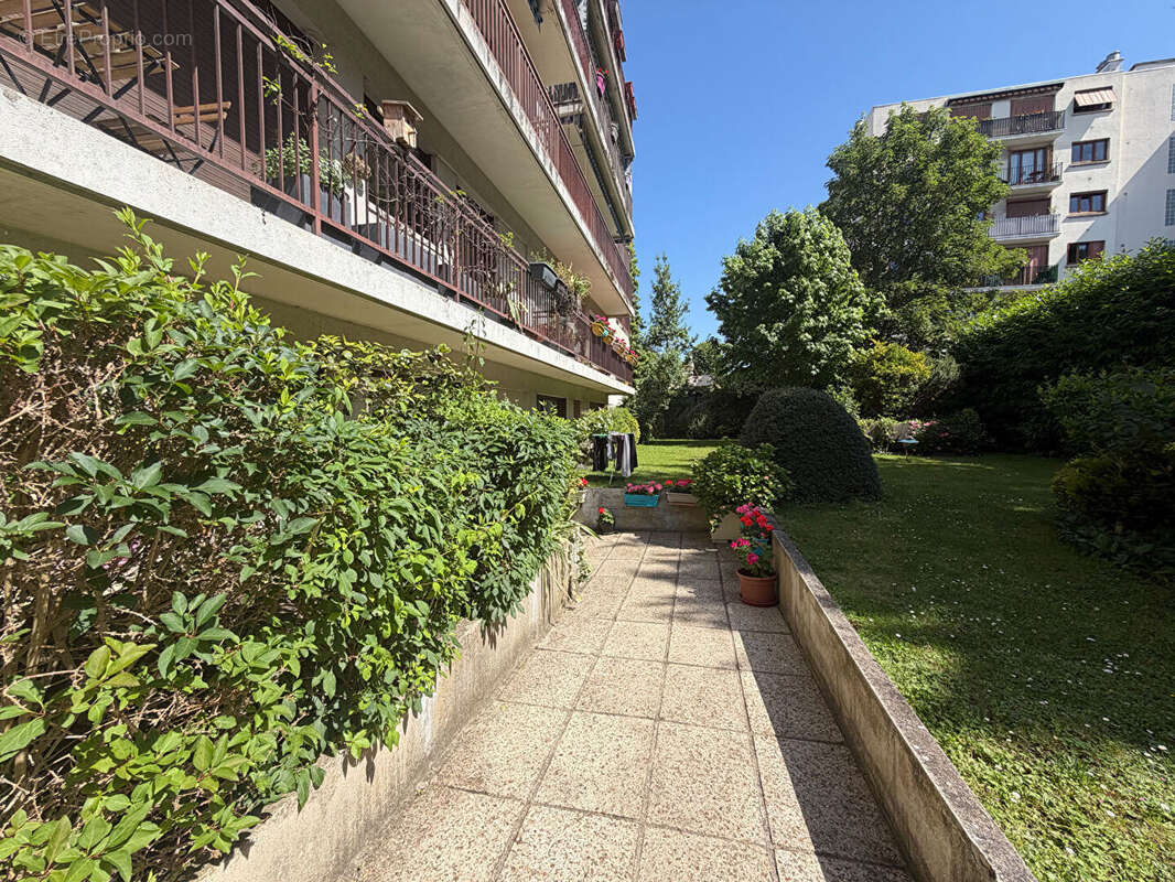 Appartement à FONTENAY-SOUS-BOIS