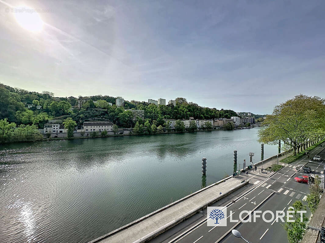 Appartement à LYON-9E