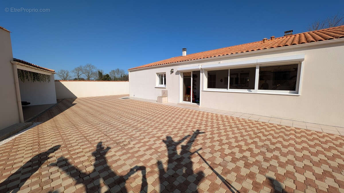 Maison à SAINT-HIPPOLYTE