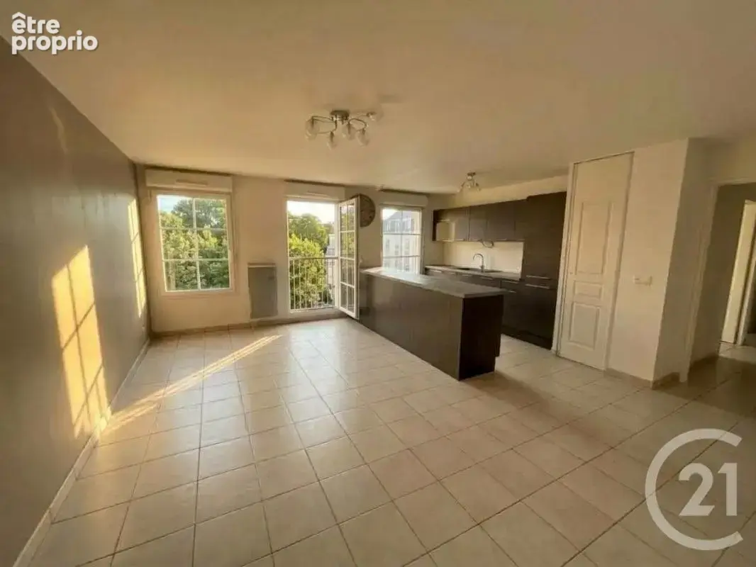 Appartement 3 pièces 60 m² à vendre à Pont-Sainte-Maxence (60700) - photo 1
