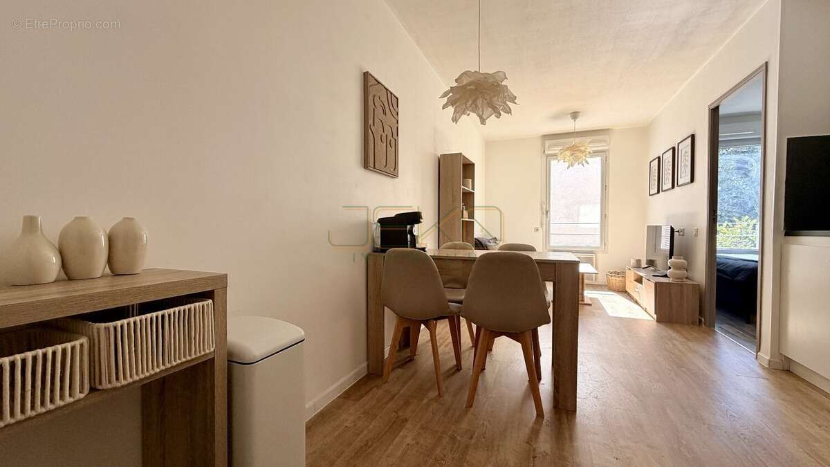 Appartement à NIMES