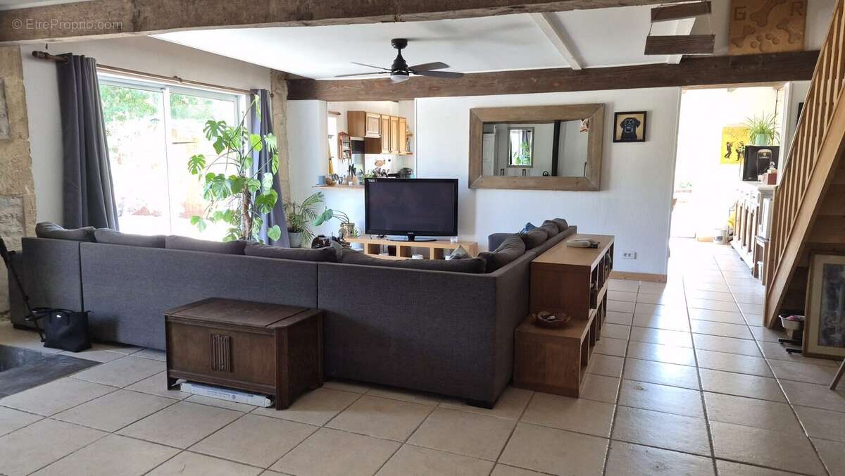 Maison 180 m² à Nere  - photo 4
