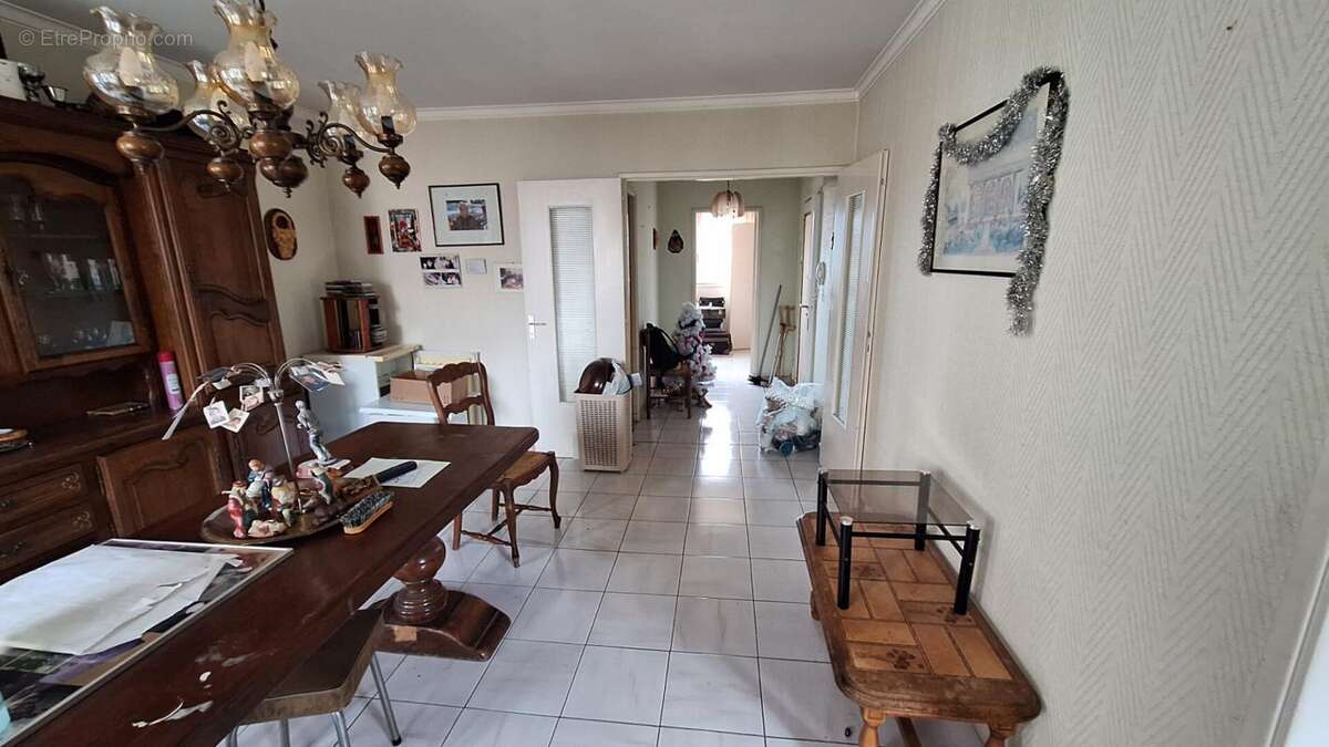 Appartement à MARSEILLE-11E