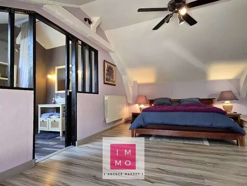 Maison à VIC-EN-BIGORRE