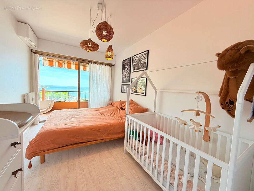 Appartement à MENTON