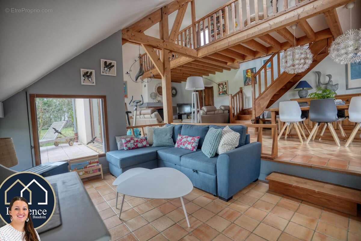 Maison à ECLUZELLES