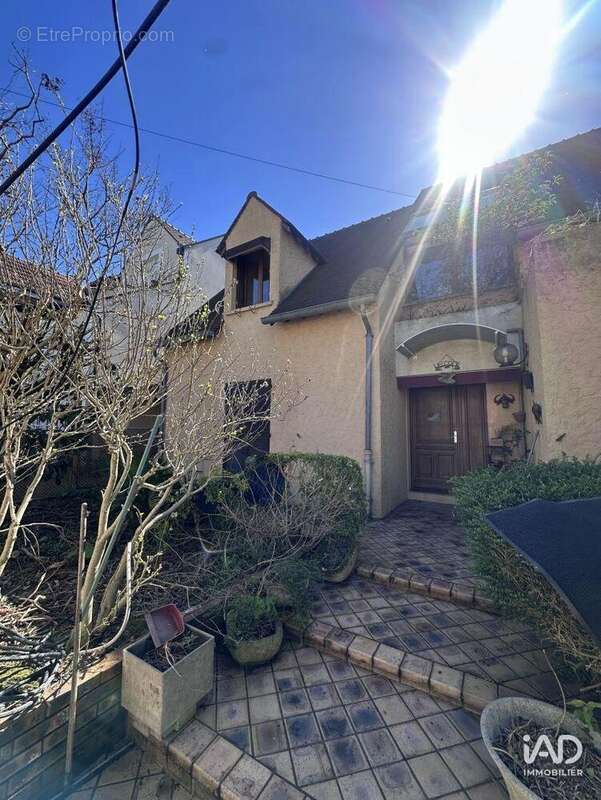 Photo 8 - Maison à BRY-SUR-MARNE