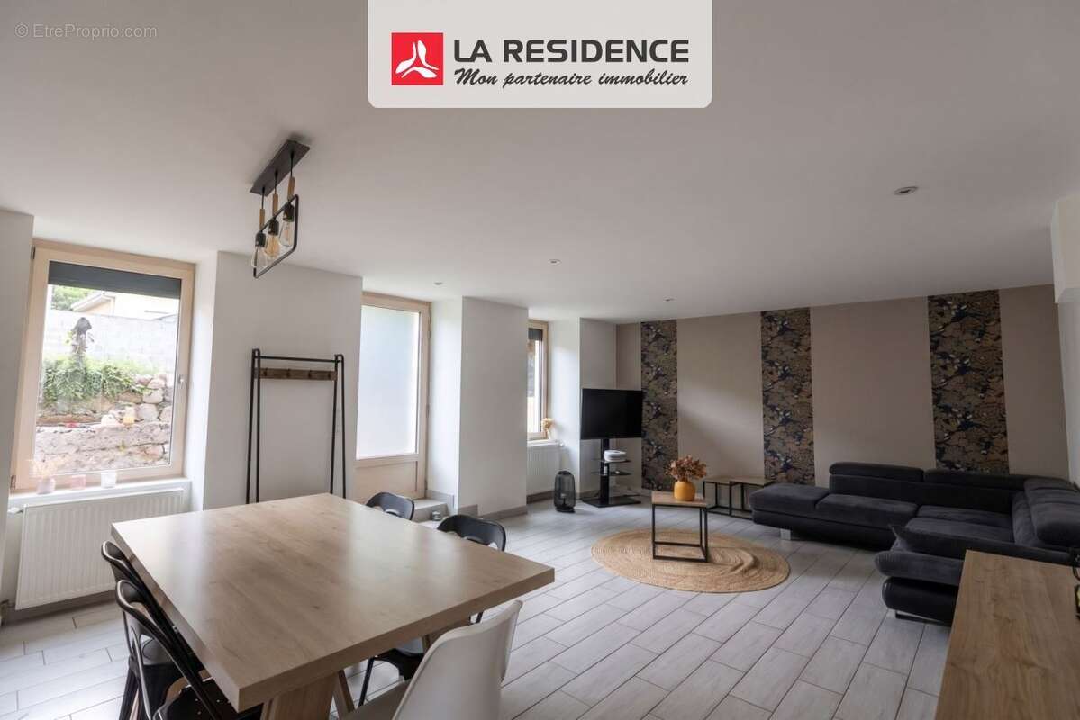 Maison 110 m² à Cornas  - photo 5