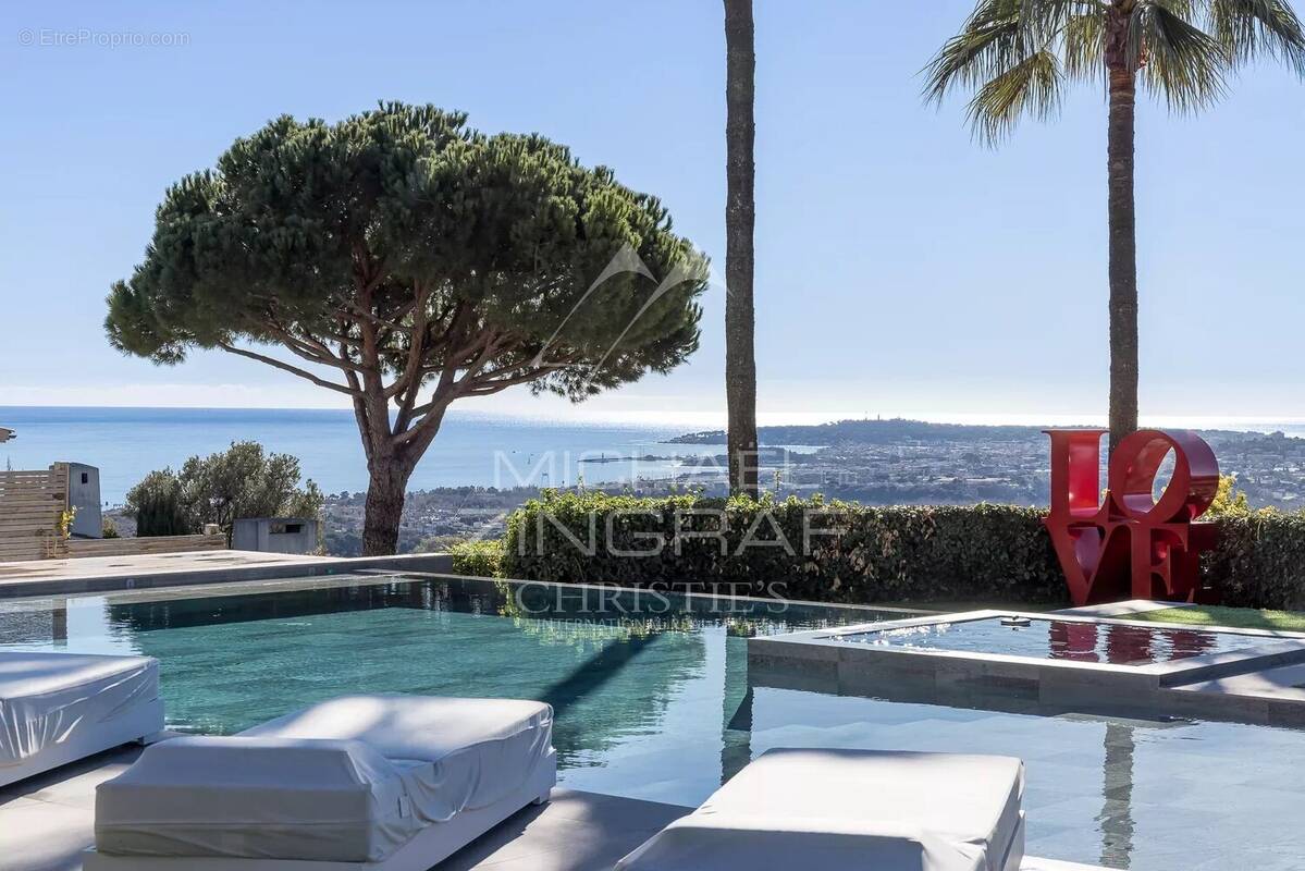 Maison à VILLENEUVE-LOUBET