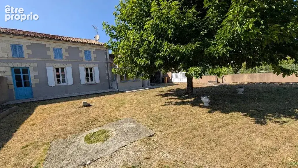 Maison à REIGNAC