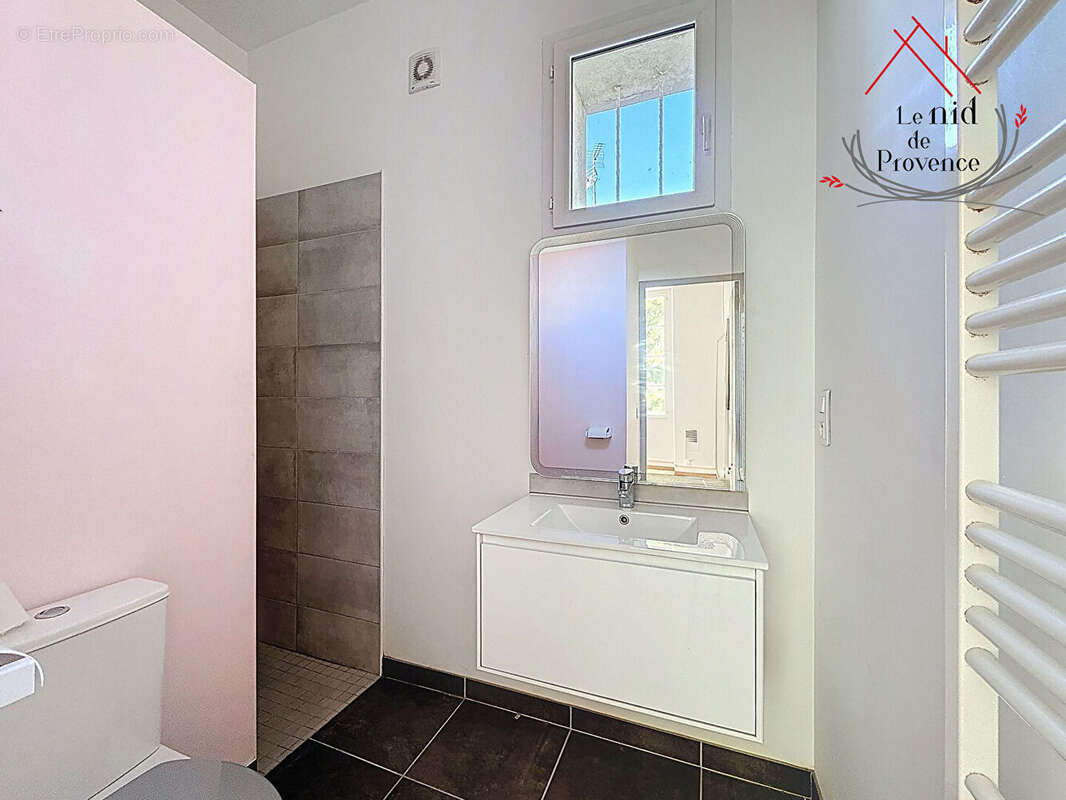 Appartement à BEDARRIDES