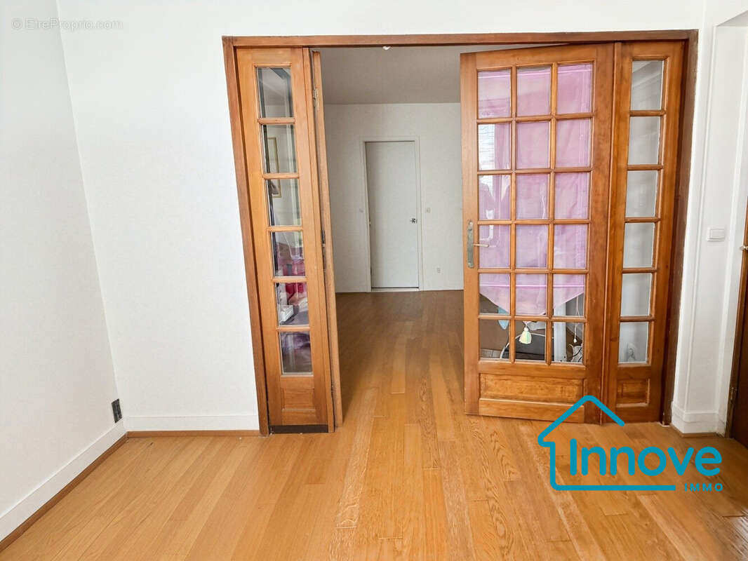 Appartement à VERSAILLES