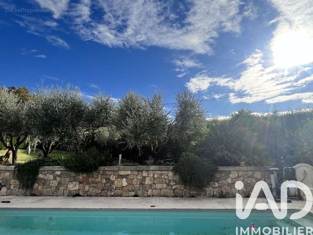 Photo 2 - Maison à LORGUES