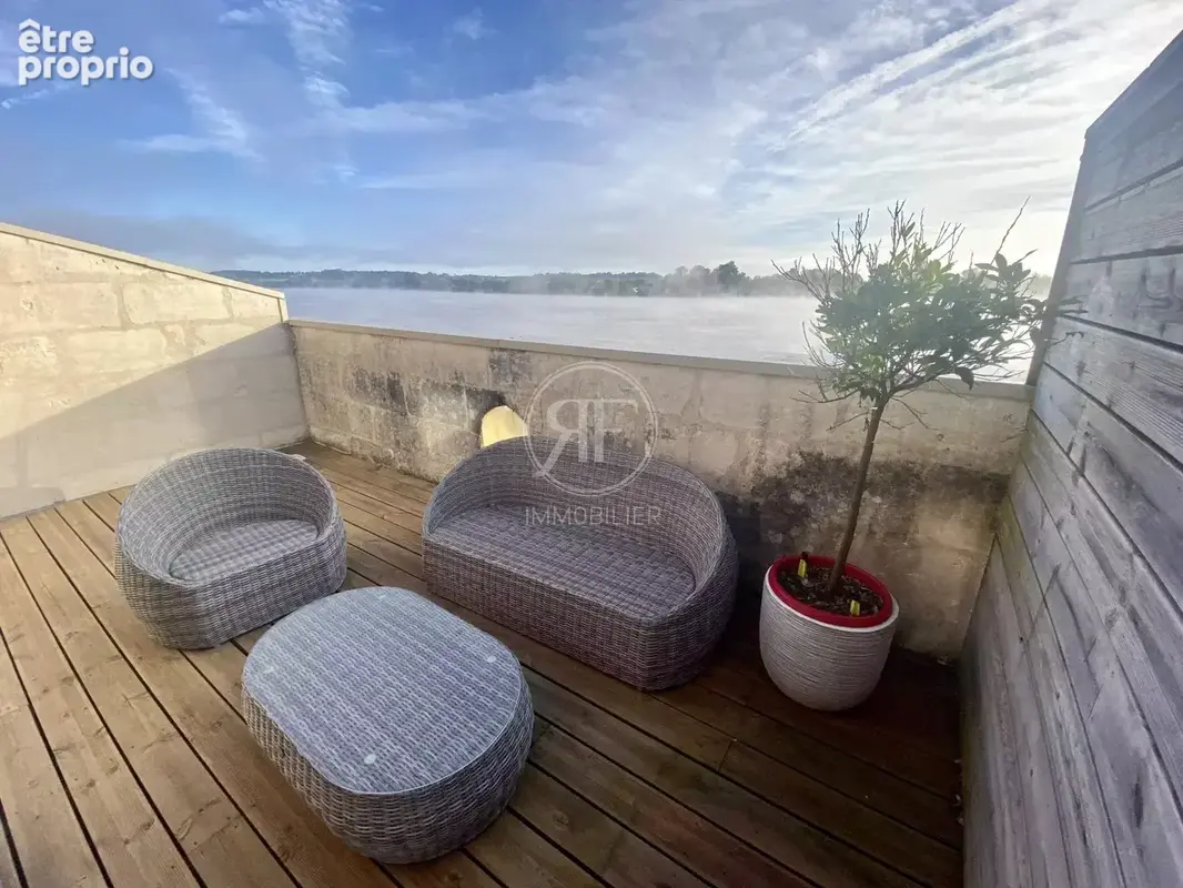 Appartement T3 Traversant - 72m² - Terrasse - photo 8