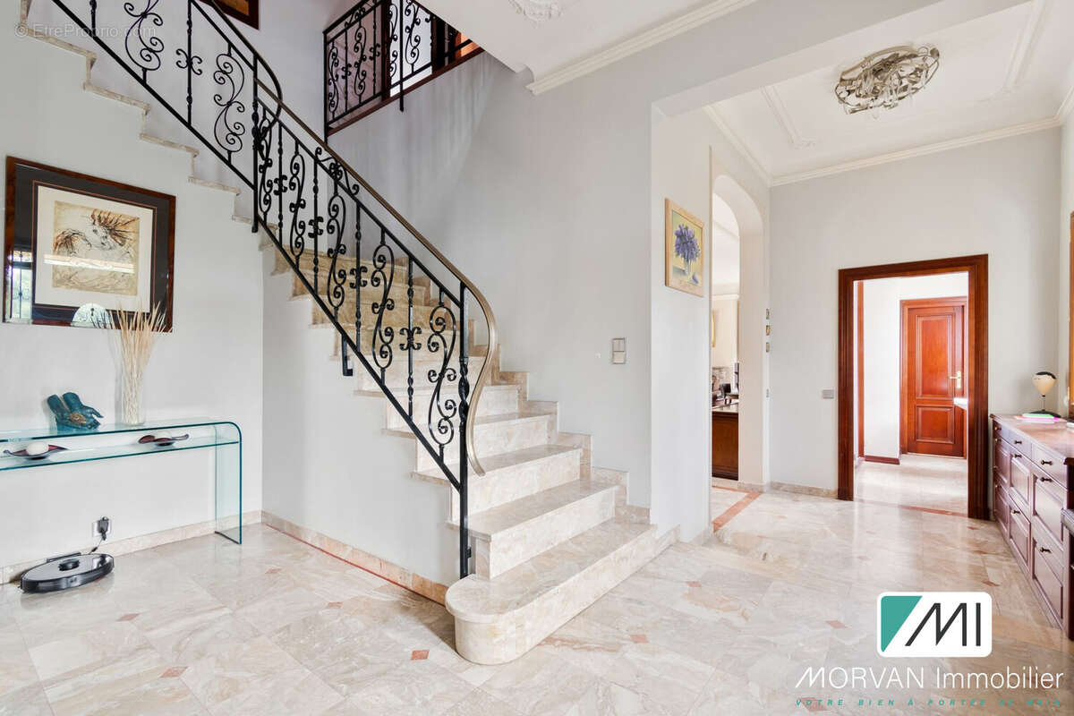 Maison à LOUVECIENNES