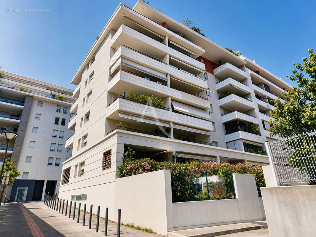 Appartement T2 - Le Rouet - 13008 - terrasse - ascenseur - photo 6