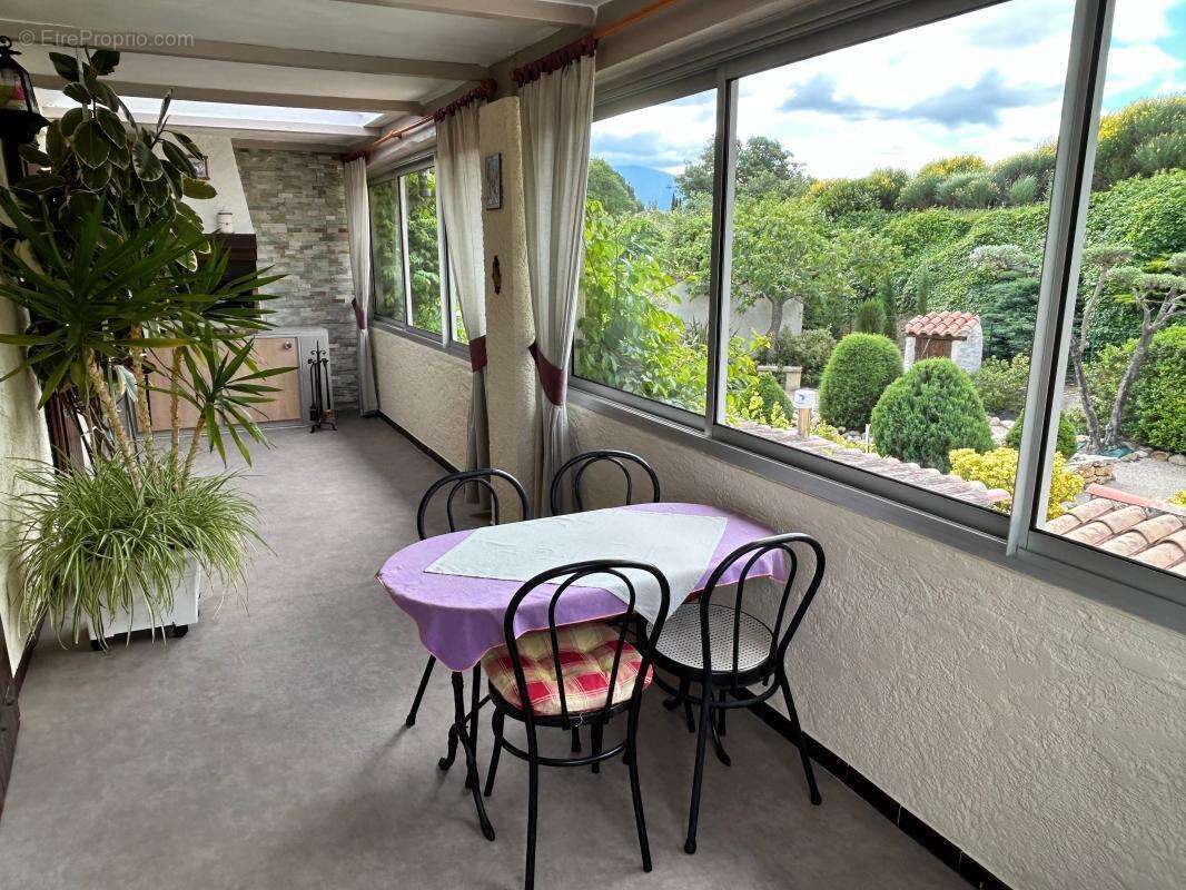 Maison à VAISON-LA-ROMAINE