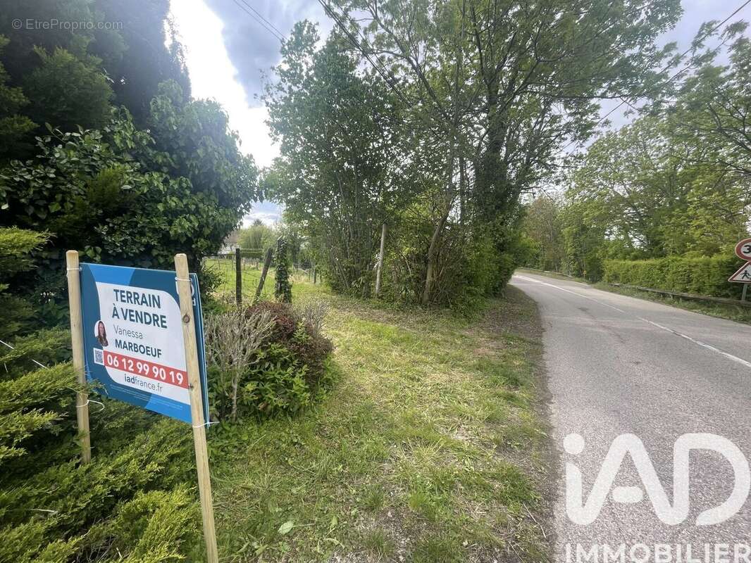 Photo 9 - Terrain à SAINT-VICTOR-DE-CESSIEU