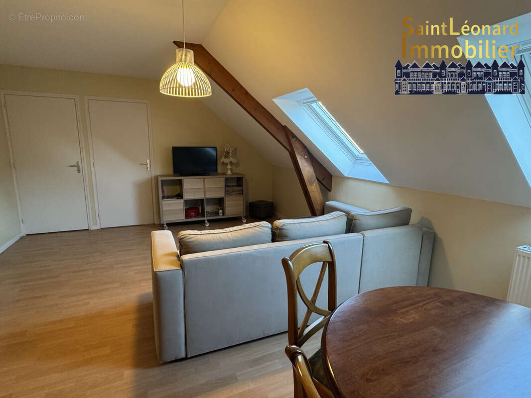 Appartement à FOUGERES