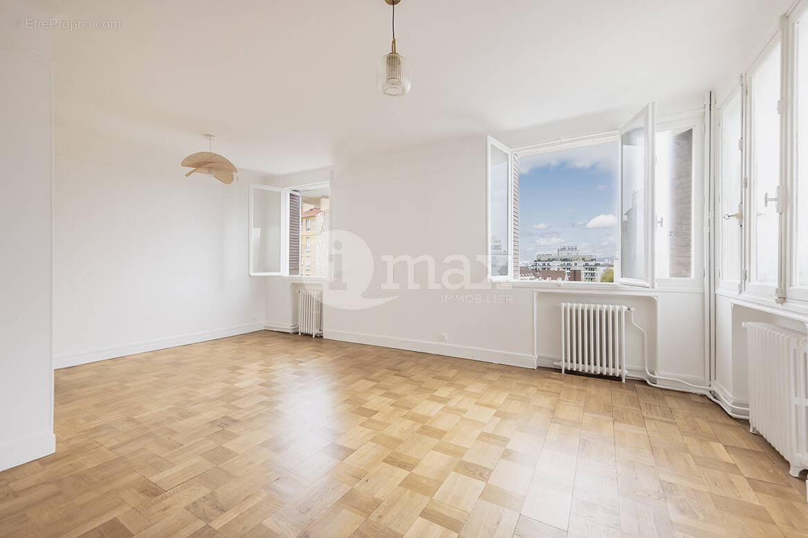 Appartement à COLOMBES