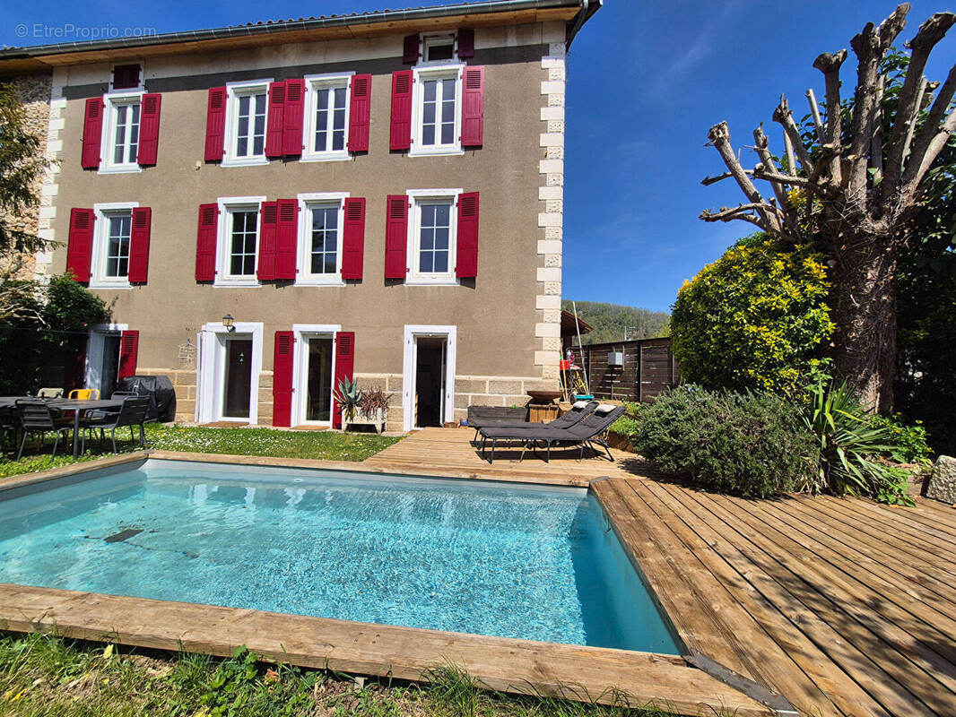 Maison à LOUBIERES
