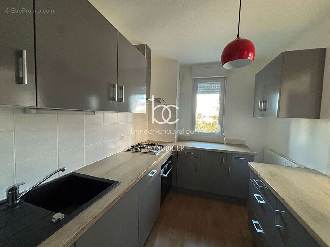 Appartement à SAINT-AVE