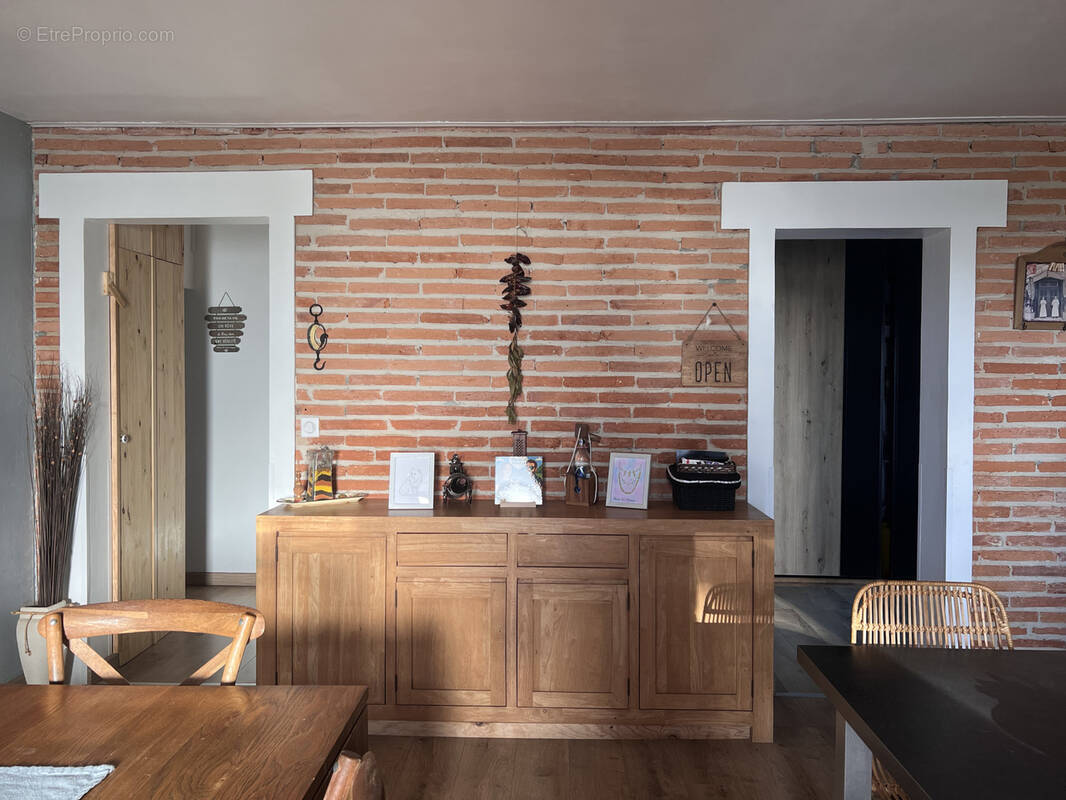 Maison à YGOS-SAINT-SATURNIN