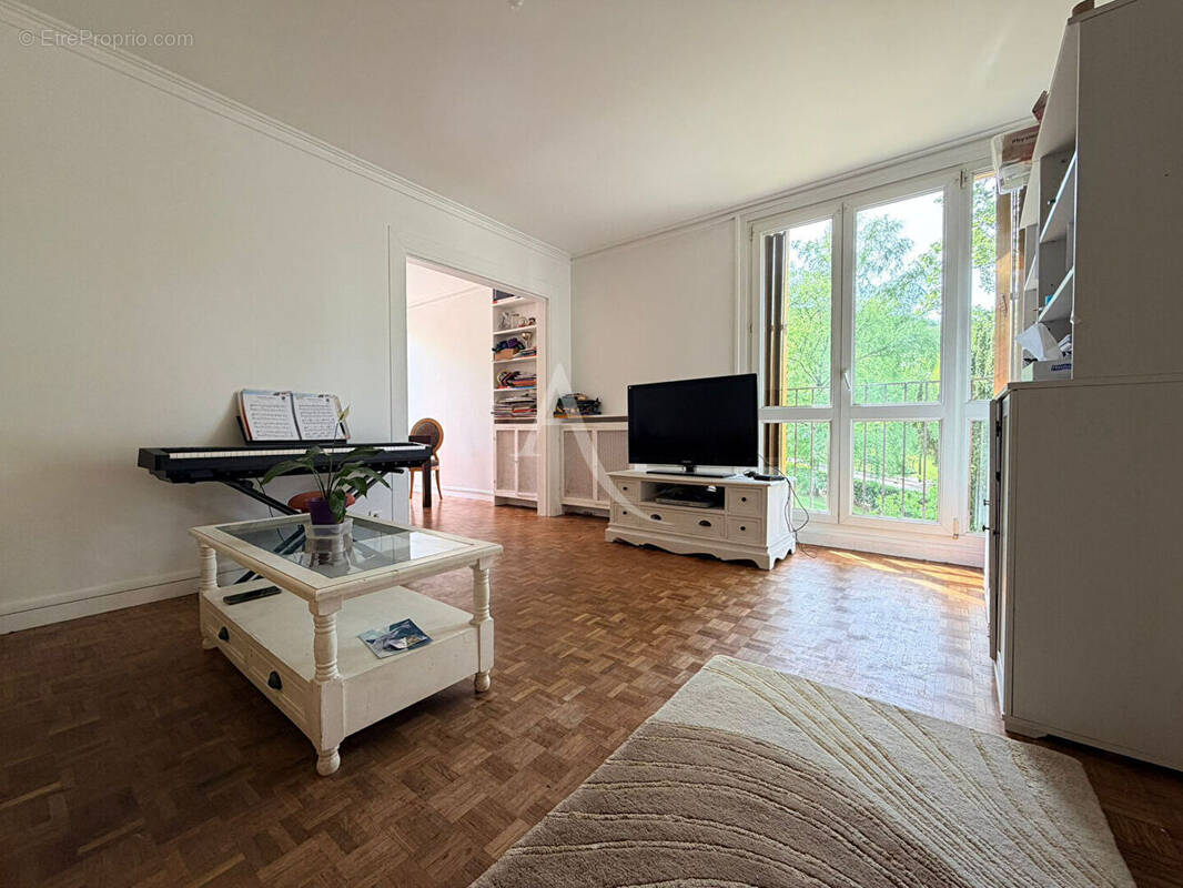 Appartement à GIF-SUR-YVETTE