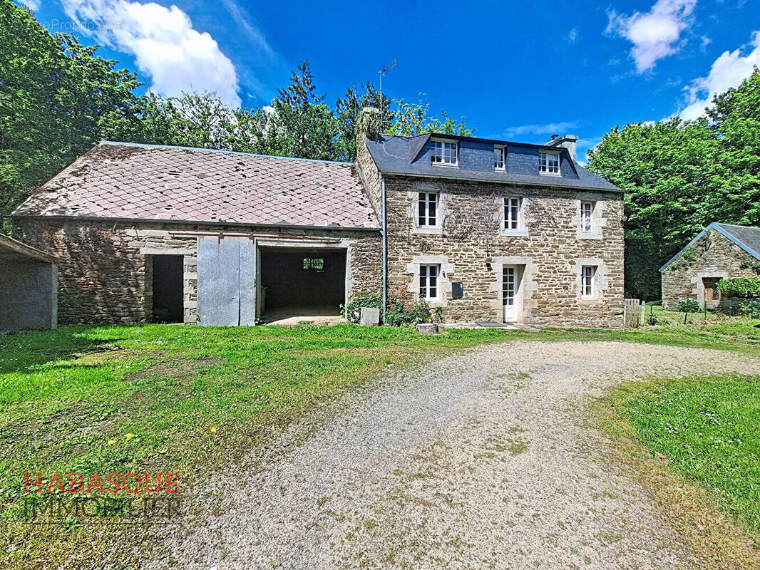 Maison à PLOUVORN