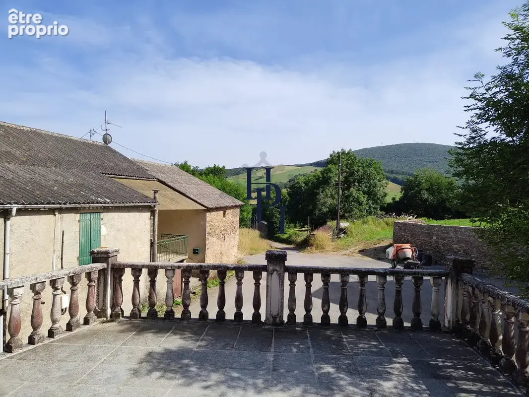 Vente Maison avec dépendances et terrains Montaigut - photo 14