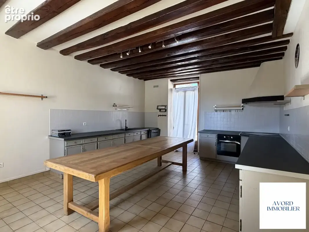 Maison 7 pièces 202 m² à vendre à Etrechy (18800) - photo 4