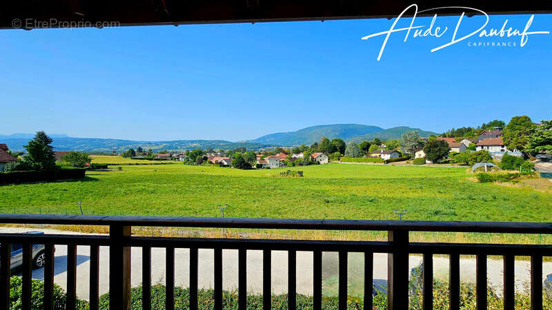 Appartement à VETRAZ-MONTHOUX