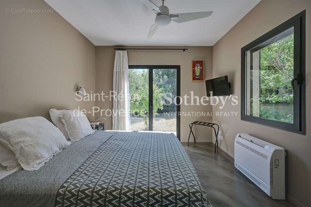 Saint Rémy de Provence - Belle maison contemporaine à 10mn à pied du centre ville - photo 10