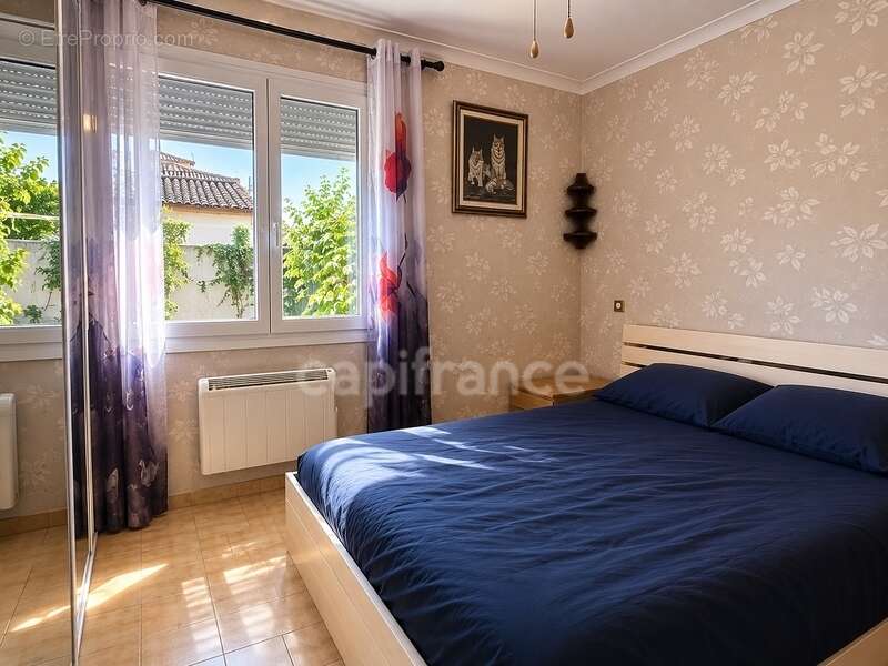 Maison plain pied de 80 m² avec 4 pièces, piscine jacuzzi et panneaux solaires à Vergèze - photo 6